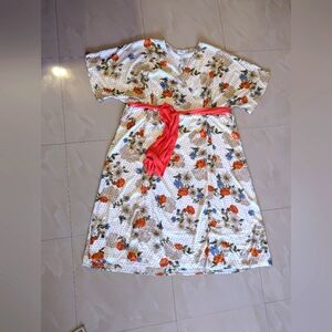 Unique Vintage white/ multicolor  floral dress, plus size 5X lightweight
